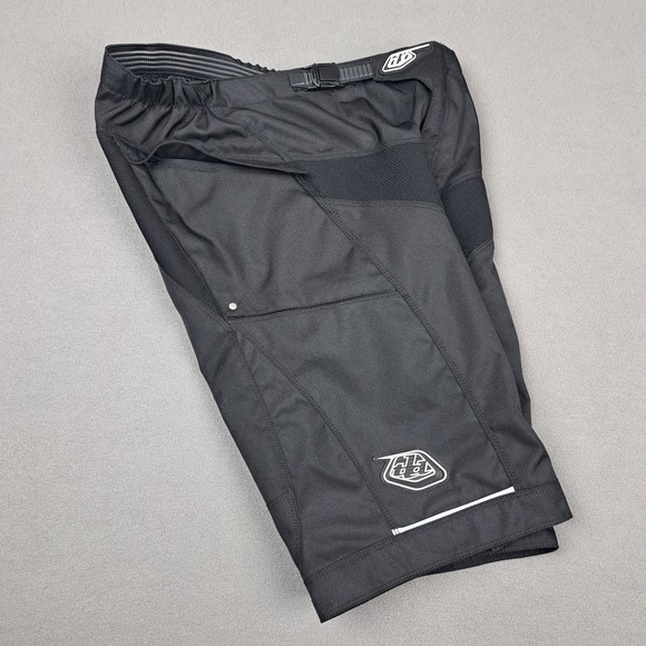 Troy Lee Designs MTB Bike Shorts Womens Large 7/8 Padded Protective Gear - Picture 12 of 16